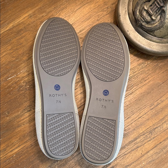 ROTHY’s The Flat Round Toe Flax Birdseye Grey and Cream - Picture 11 of 15